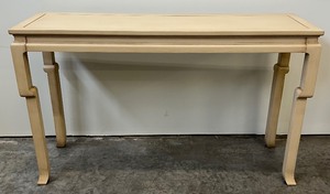 lot 36 image: Hickory Chair Ceylon Console Table