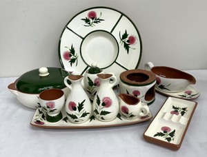 lot 74 image: Vintage Stangl Pottery Thistle Pattern Grouping