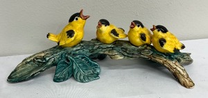 lot 29A image: Stangl Mother and Chicks Figurine