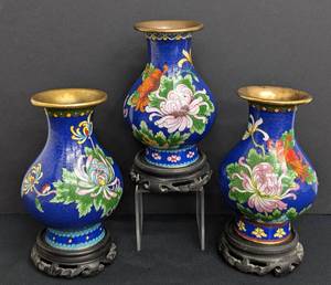 lot 155 image: Three Small Vintage Floral Cloisonn Vases