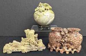 lot 164 image: Vintage Soapstone Carvings and Trinket Box