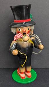 lot 170 image: Steinbach Chimney Sweep Smoker