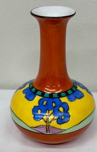 lot 187 image: Vintage Noritake Hand Painted Small Colorful Vase