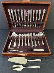 lot 8A image: Vintage Heirloom Sterling Silver Flatware Damask Rose Pattern