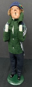 lot 201 image: Byers Choice LTD The Caroler 1985