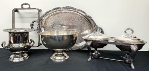 lot 224 image: A Lovely Collection of Vintage Silver Plate