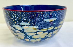 lot 14A image: Dick Huss Handblown Art Glass Bowl