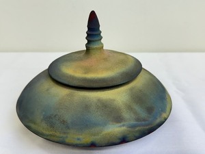 lot 40C image: Raku Fired Pottery Covered Vessel