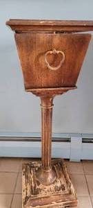 lot 110 image: Vintage Plant Stand
