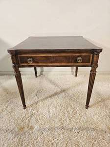 lot 16 image: Henredon Tiger Wood Surface Accent Table
