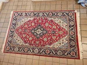 lot 18 image: Vintage Tabriz Styled Persian Area Rug  47 x 70