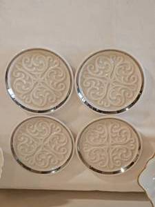 lot 86 image: Lenox Seville Collection Coasters