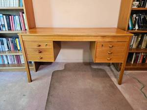 lot 24 image: Domino Mobler Danic Modern Six Drawer Desk