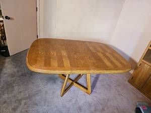 lot 120 image: Retro MCM Oak Dining Table