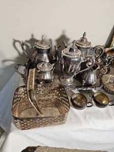 lot 140 image: Huge Silverplate Entertaining Ware Group