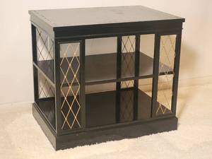 lot 73 image: Elegant Black Accent Side Table with Gold Accents