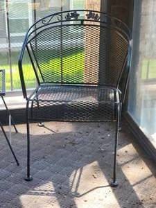 lot 104 image: Classic Black Metal Outdoor Chairs with Side Table
