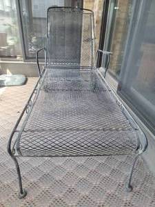 lot 103 image: Classic Black Metal Outdoor Lounger