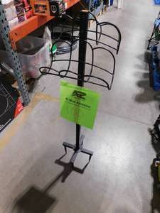 lot 100 image: YARD PLANTER POST