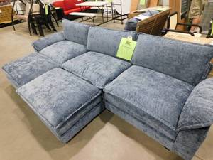 lot 118 image: 10 BLUE COUCH WITH 2 OTTOMANS