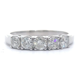 lot 17 image: Classic 1 Carat Diamond Five-Stone Ring in White Gold VIDEO