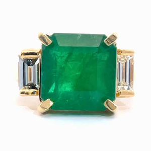 lot 4E image: 6.96 Carat Emerald & Diamond Modern Three-Stone Ring in 18k Yellow Gold $38,640 - Appraisal Included VIDEO