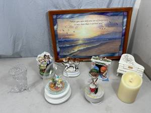 Thomas Kinkade Panorama, Assorted Ceramic Collectibles