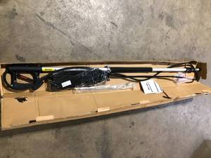 lot 32 image: VEVOR Telescoping Pressure Washer Wand 4000 PSI 8-18 ft Extendable Power Cleaning Tools with Strap Belt and 5 Nozzle Tips   Customer Returns See Pictures