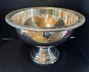 Stunning Silver Plated Punch Bowl with 12 Cups