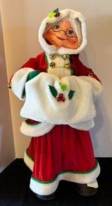 Large 32 Annalee Santa and Mr. Clause Figurines