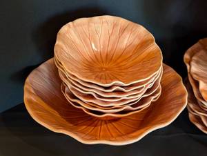 Poppytrail Lotus Dish Set