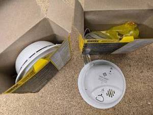 lot 29 image: 2 BRK Smoke and Carbon Monoxide Alarms