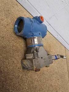lot 64 image: Rosemount smart pressure transmitter