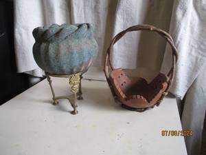 lot 43 image: Vintage Chiseled Pottery basket and...