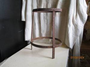 lot 61 image: Vintage Metal framed stool base...