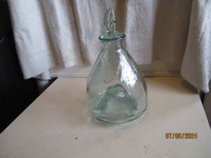 lot 64 image: Vintage Lidded conical style decant...