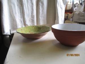 lot 97 image: Vintage hand crafted and Glazed sha...