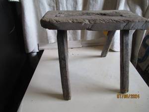 lot 116 image: Vintage hand carved wood stool appr...
