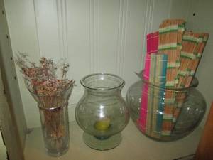 lot 410 image: Pair of mismatch Mexican glass vase...