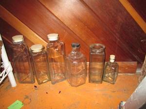 lot 448 image: 6pc variety of Mexican blown glassware