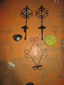 lot 452 image: Variety of metal candle holders...