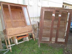 lot 685 image: 2 Vintage cabinets great for repurposing