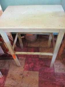 lot 225 image: Shabby Chic style entryside table ...