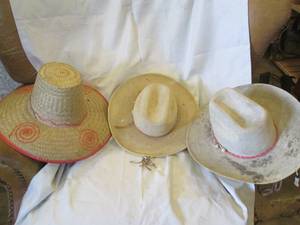 lot 246 image: Trio of Vintage straw style hats...