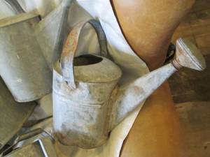 lot 700 image: Lot of vintage water cans