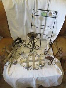 lot 287 image: Lot of assorted Vintage metal candle holders and sconces