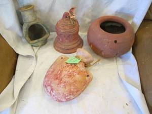 lot 349 image: Collection of Vintage clay pots...