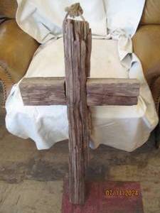 lot 163 image: Weathered driftwood style hand craf...