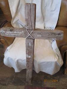 lot 164 image: 44 Rustic wood cross...