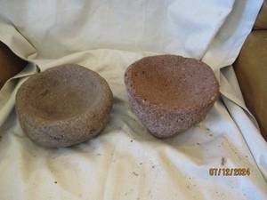 lot 512 image: Pair of hand carved molcajete for grinding corn